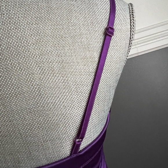 Y2K Ruby Rox Bubble Hem Mini Dress - Picture 9 of 16